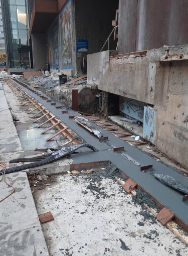 Expansion joint replacement 1